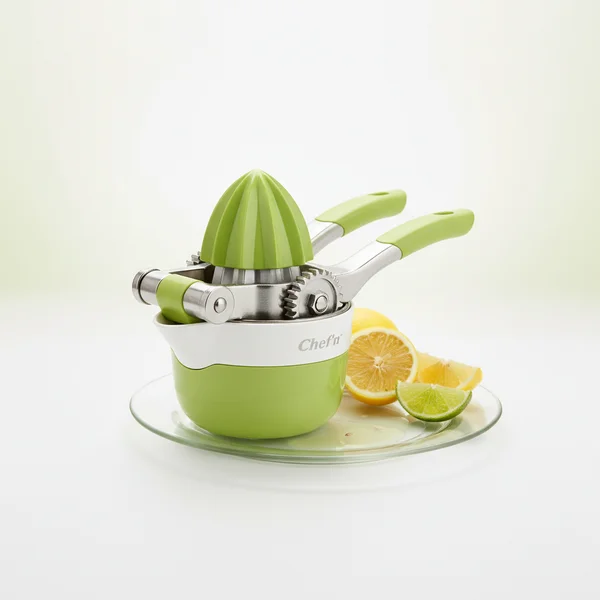 Chef’n FreshForce Lemon Squeezer Citrus Juicer: Pros, Cons & Worth It?