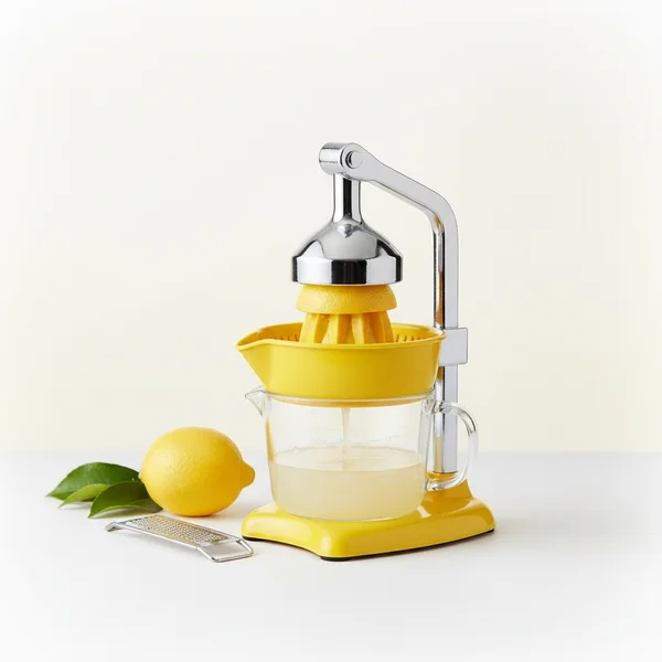 Sur La Table Manual Citrus Juicer Review: Pros, Cons & Verdict